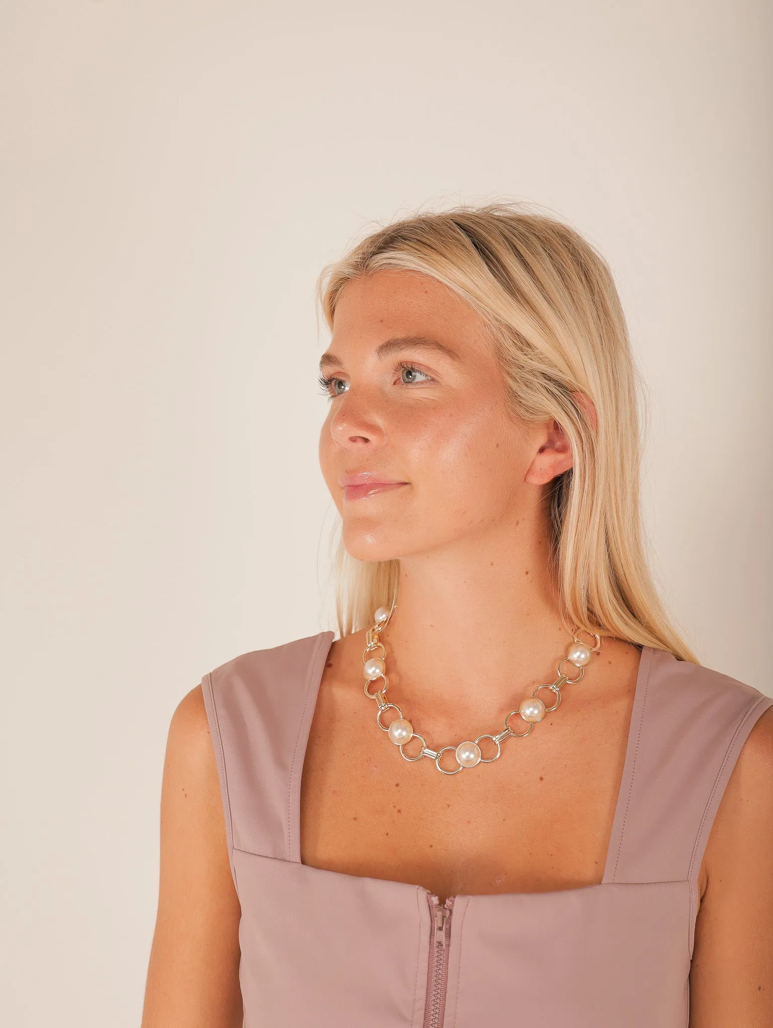 Farrah Pearl & Chain Necklace
