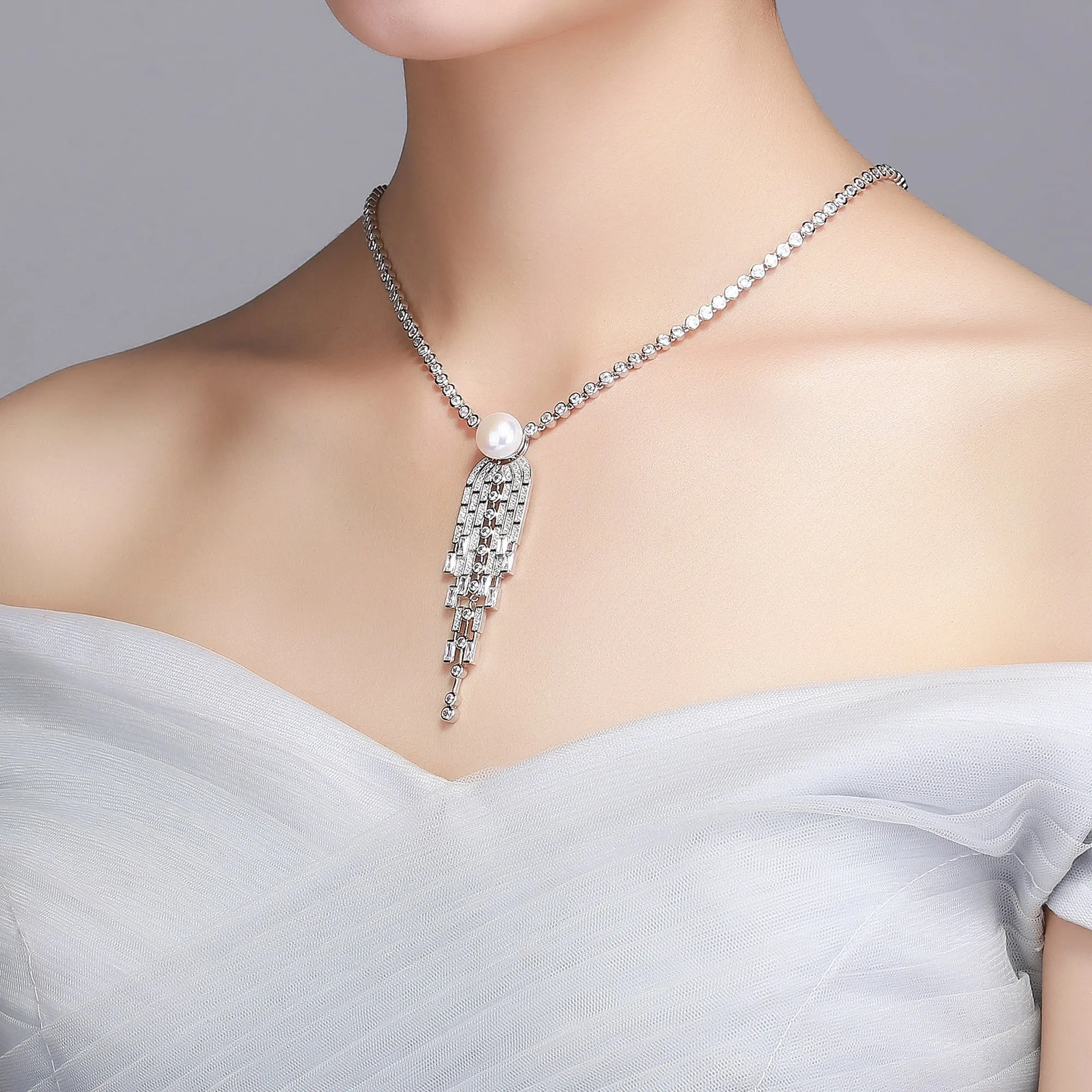 Glory Moment Elegant Pearl Necklace