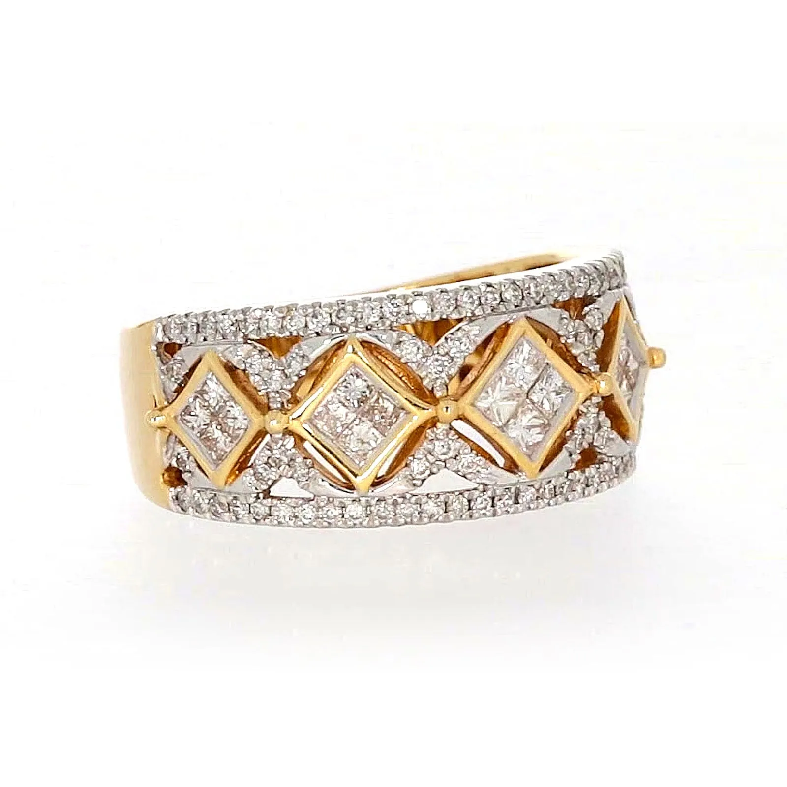 New York 14ct Yellow Gold Princess and Round Brilliant Cut 3/4 CARAT tw of Diamonds Ring