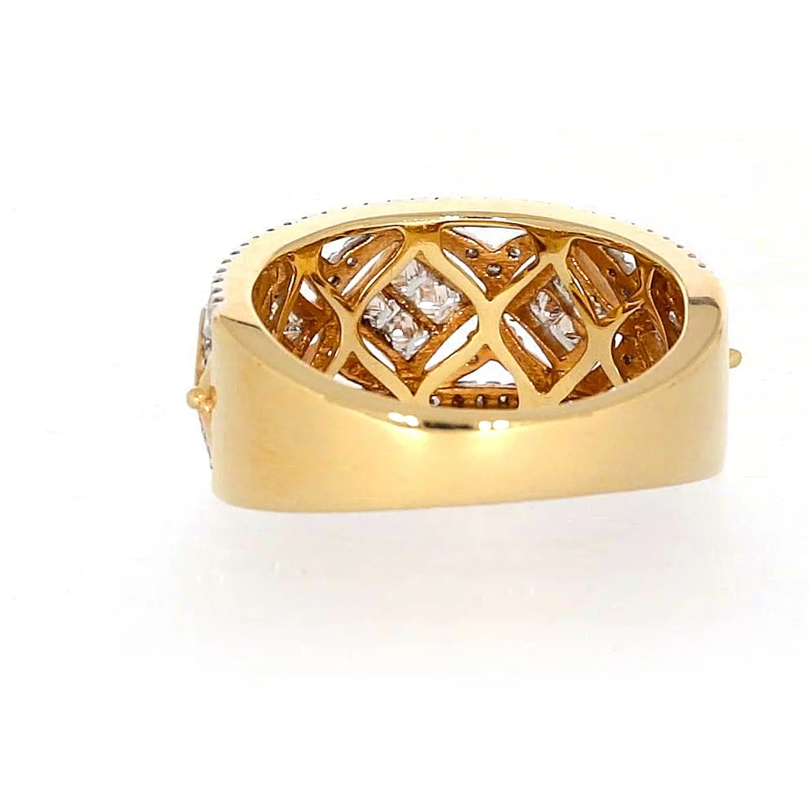 New York 14ct Yellow Gold Princess and Round Brilliant Cut 3/4 CARAT tw of Diamonds Ring