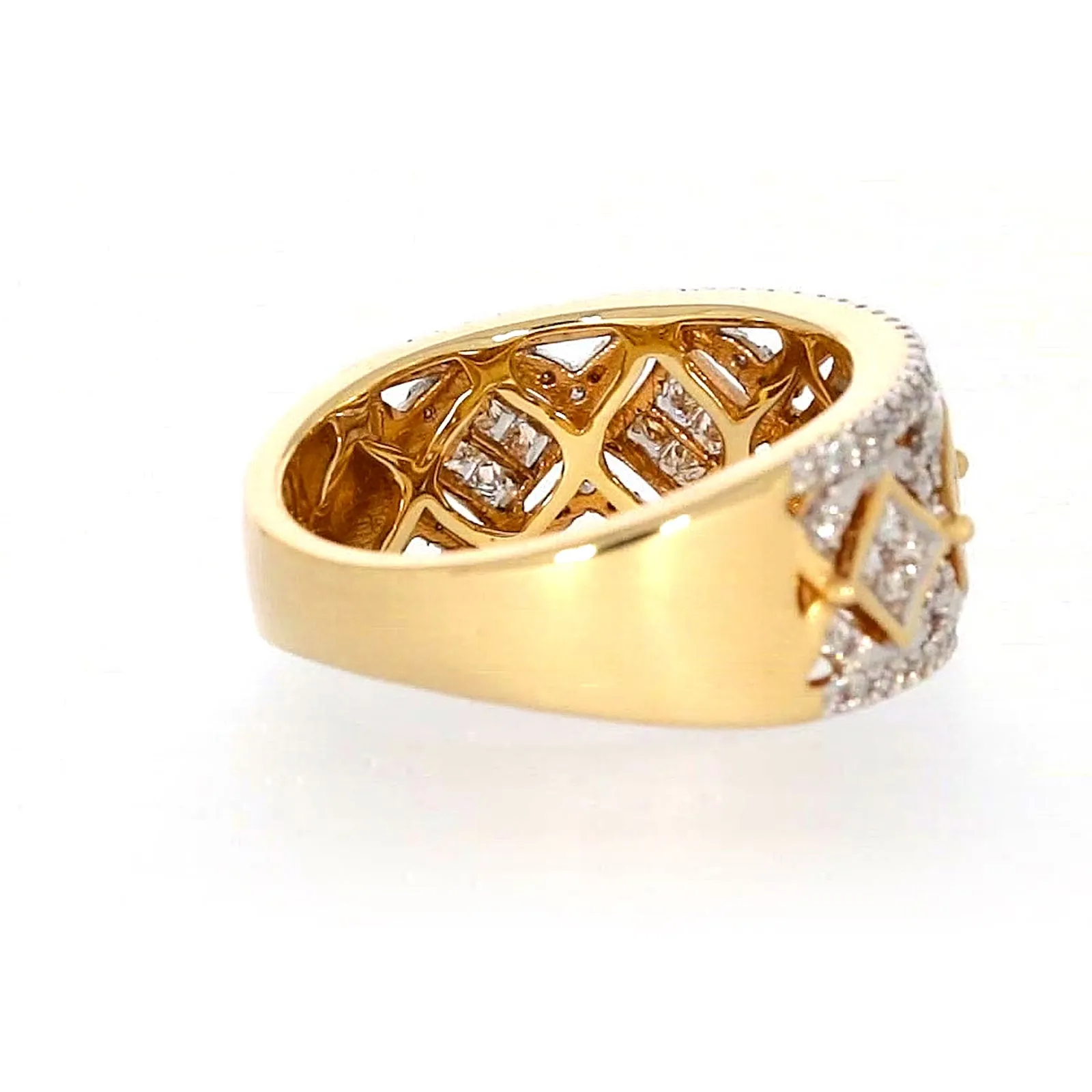 New York 14ct Yellow Gold Princess and Round Brilliant Cut 3/4 CARAT tw of Diamonds Ring