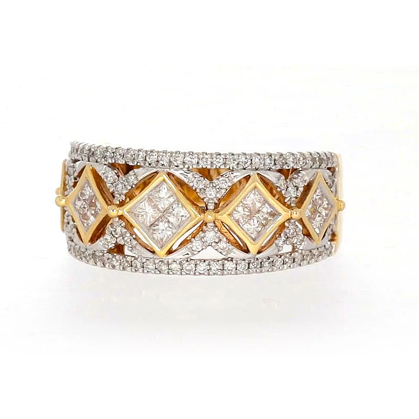 New York 14ct Yellow Gold Princess and Round Brilliant Cut 3/4 CARAT tw of Diamonds Ring