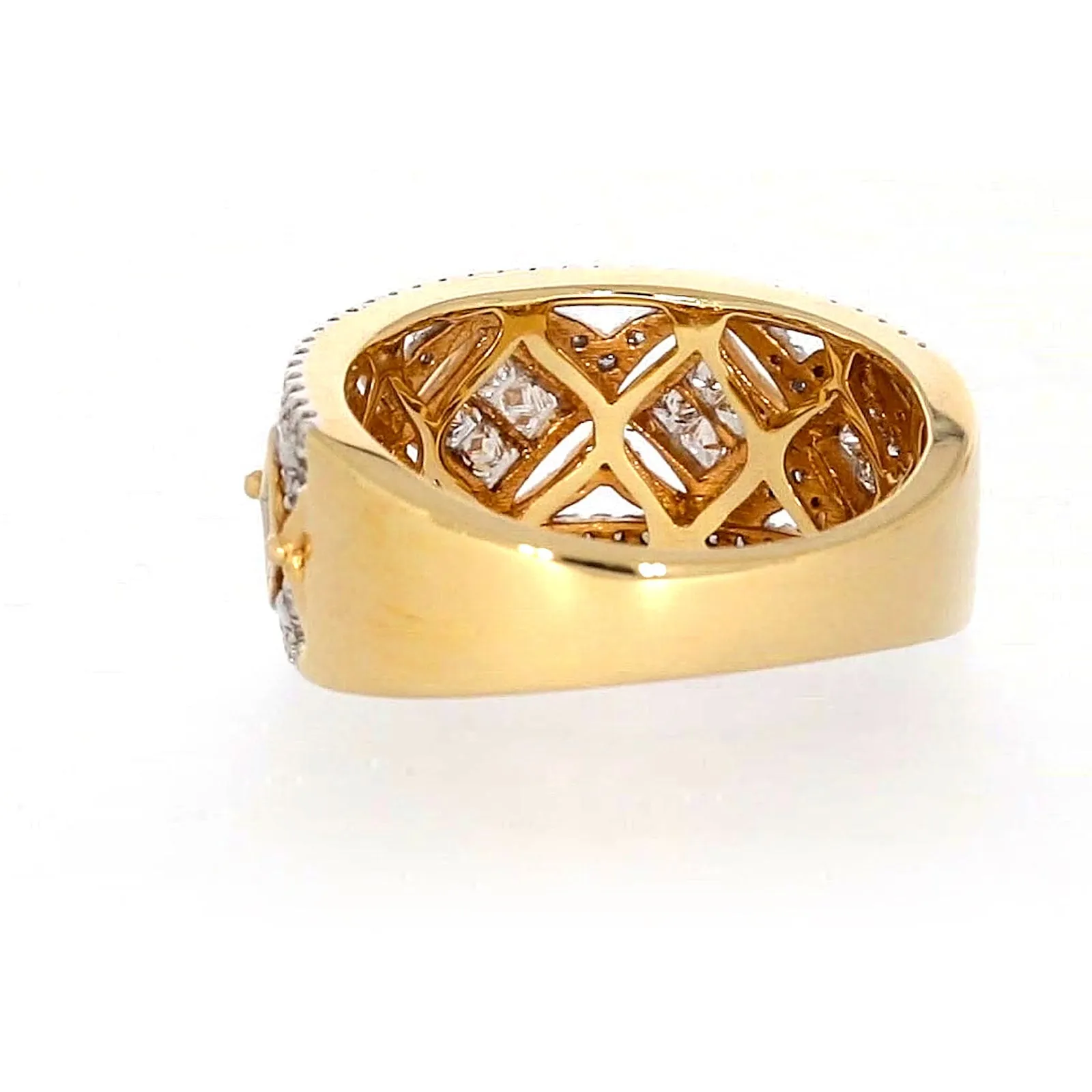 New York 14ct Yellow Gold Princess and Round Brilliant Cut 3/4 CARAT tw of Diamonds Ring