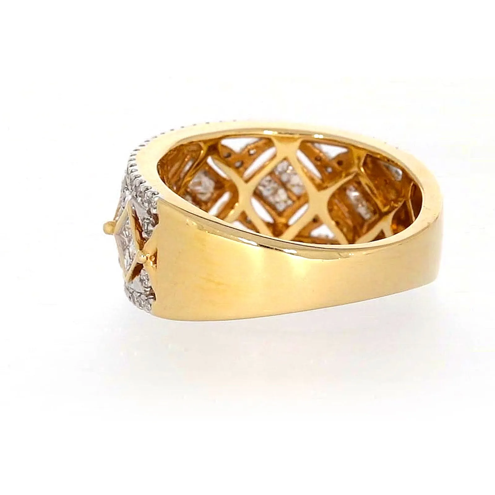 New York 14ct Yellow Gold Princess and Round Brilliant Cut 3/4 CARAT tw of Diamonds Ring