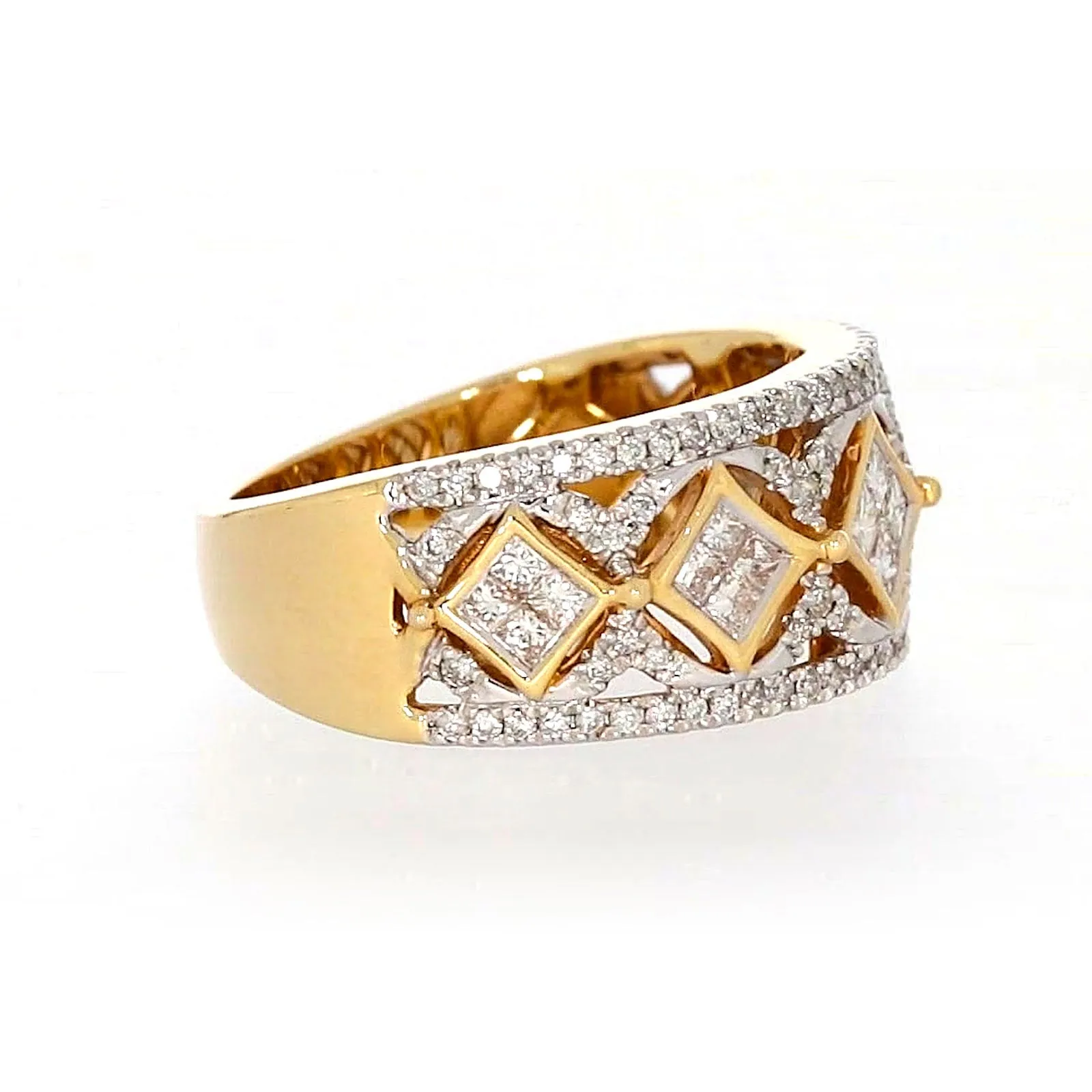 New York 14ct Yellow Gold Princess and Round Brilliant Cut 3/4 CARAT tw of Diamonds Ring