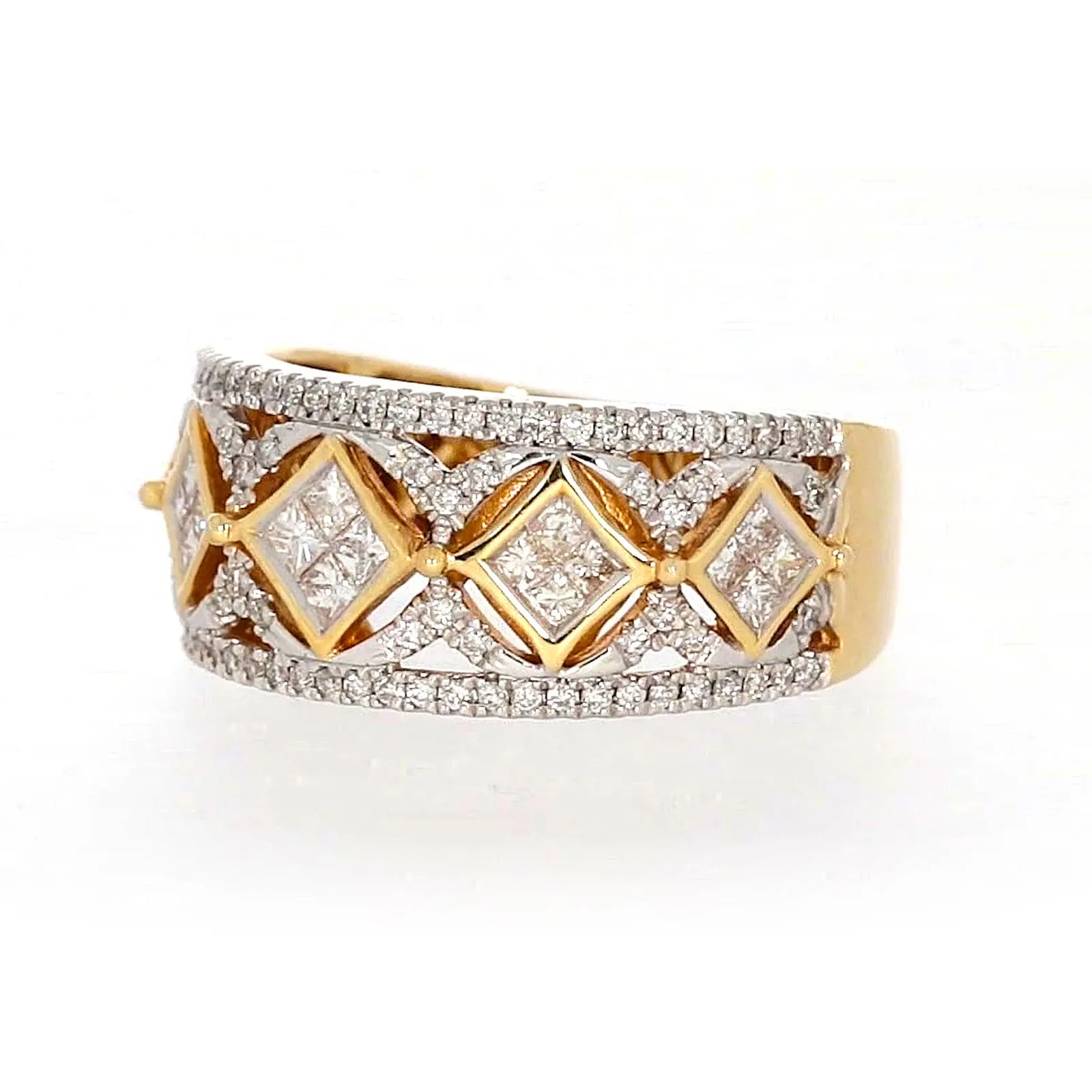 New York 14ct Yellow Gold Princess and Round Brilliant Cut 3/4 CARAT tw of Diamonds Ring