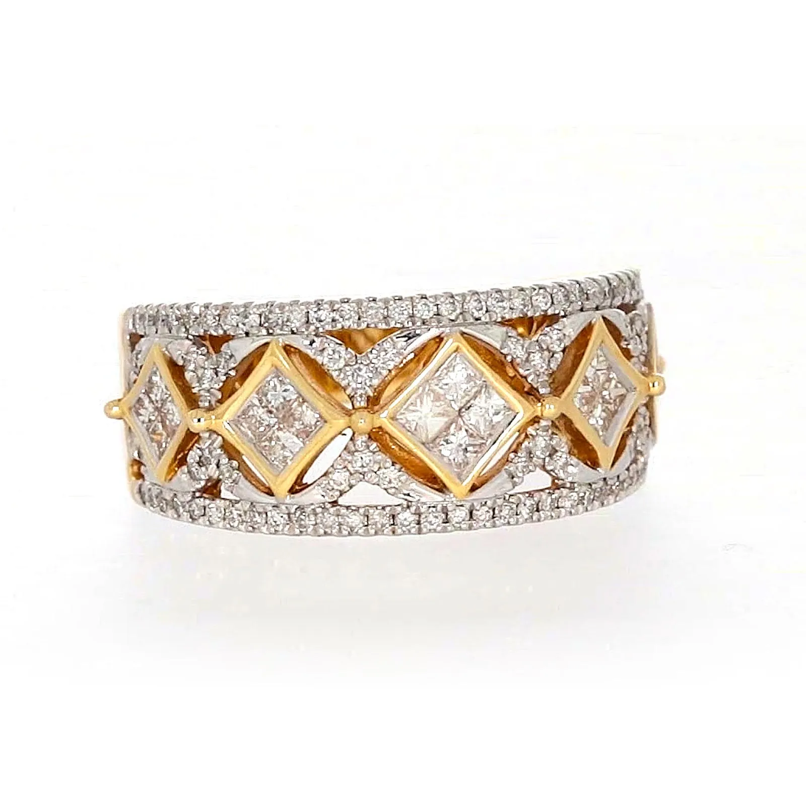 New York 14ct Yellow Gold Princess and Round Brilliant Cut 3/4 CARAT tw of Diamonds Ring