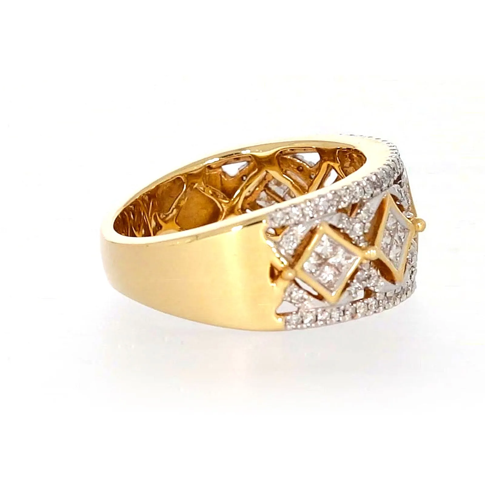 New York 14ct Yellow Gold Princess and Round Brilliant Cut 3/4 CARAT tw of Diamonds Ring