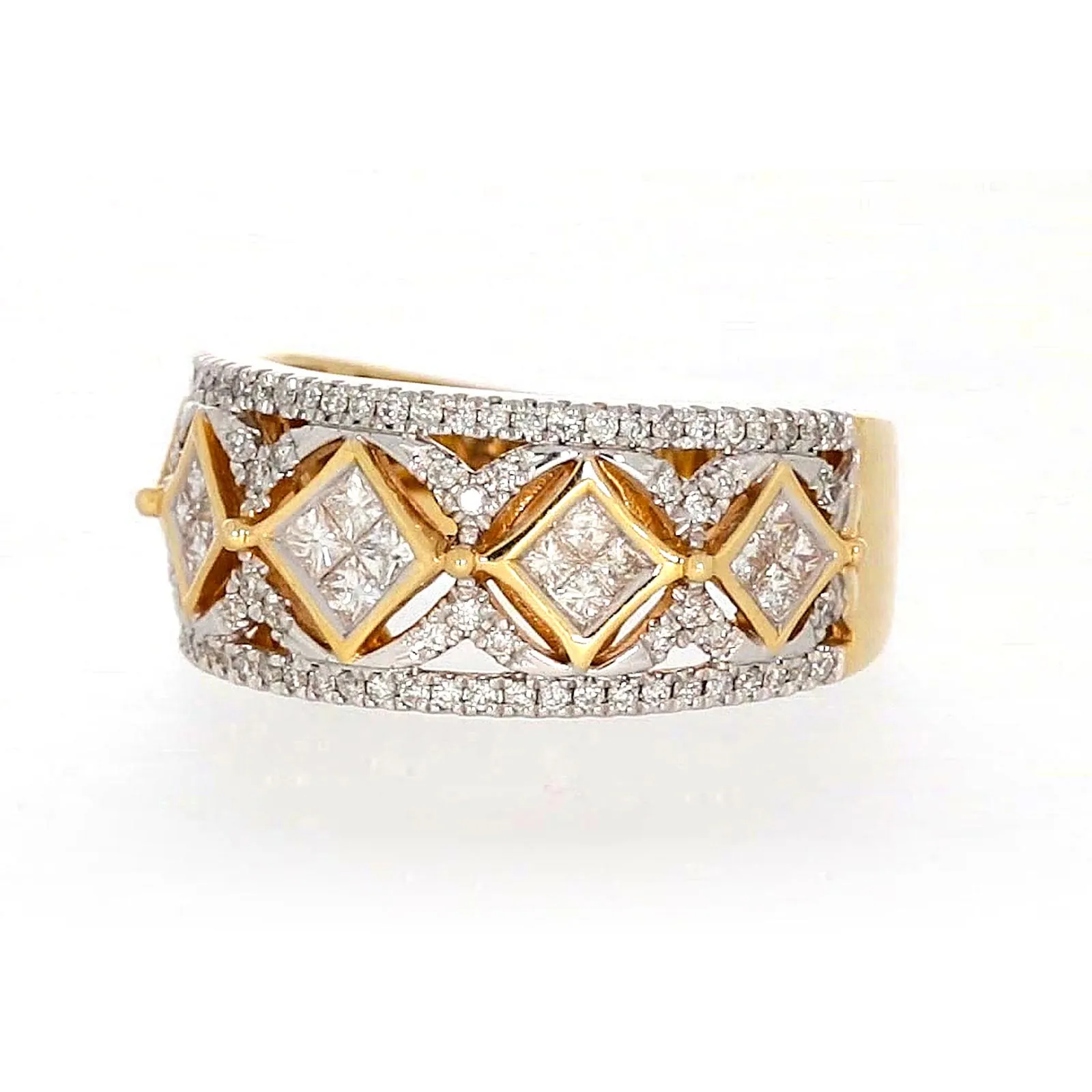 New York 14ct Yellow Gold Princess and Round Brilliant Cut 3/4 CARAT tw of Diamonds Ring