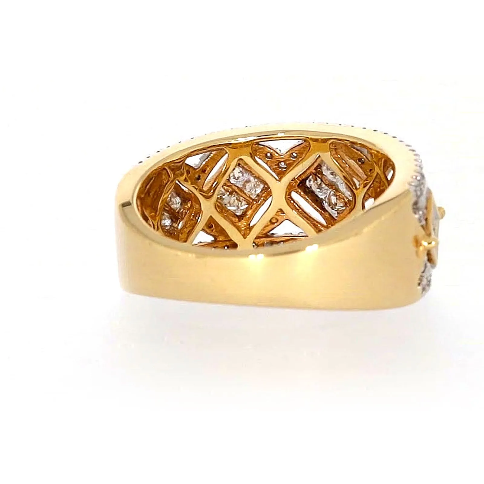 New York 14ct Yellow Gold Princess and Round Brilliant Cut 3/4 CARAT tw of Diamonds Ring