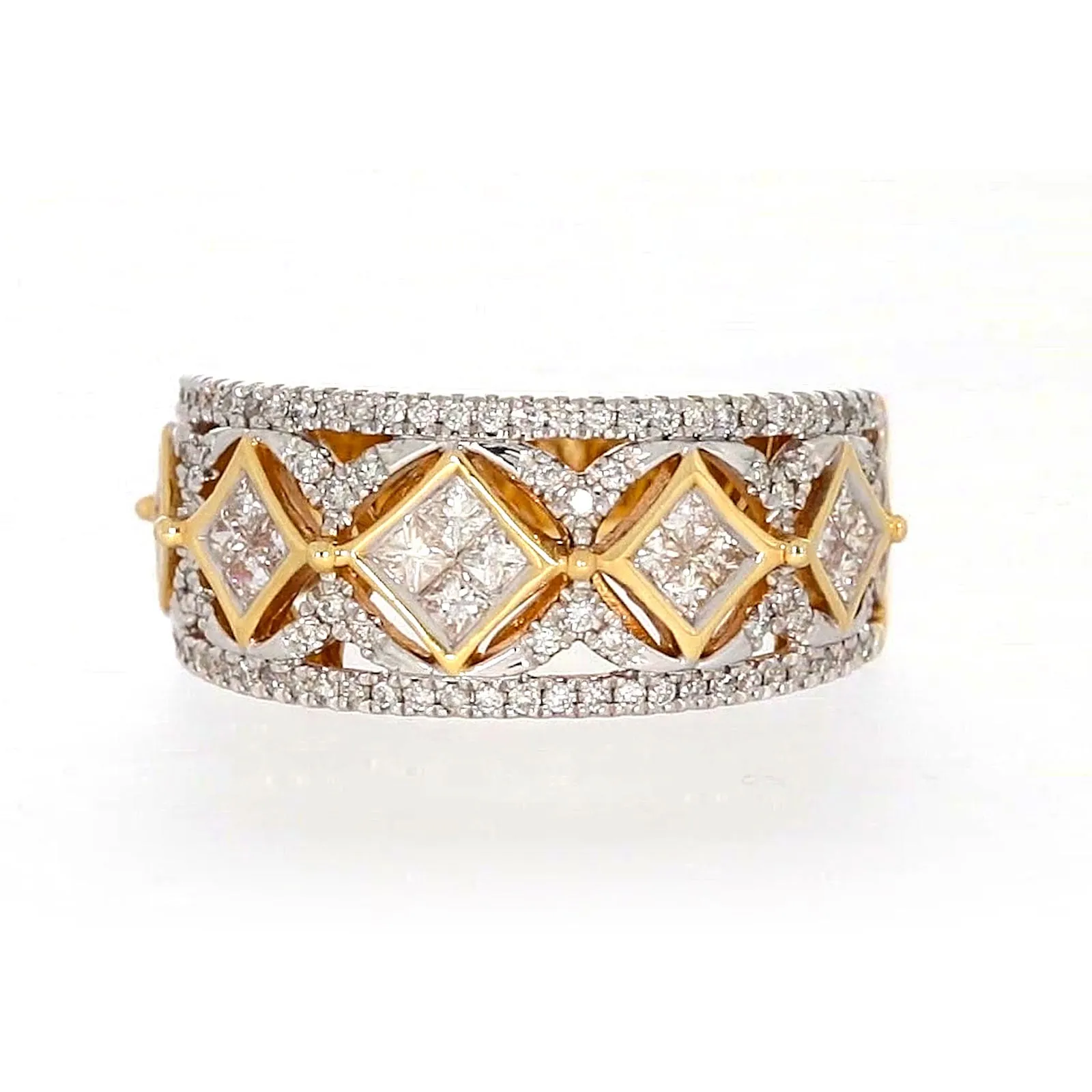 New York 14ct Yellow Gold Princess and Round Brilliant Cut 3/4 CARAT tw of Diamonds Ring