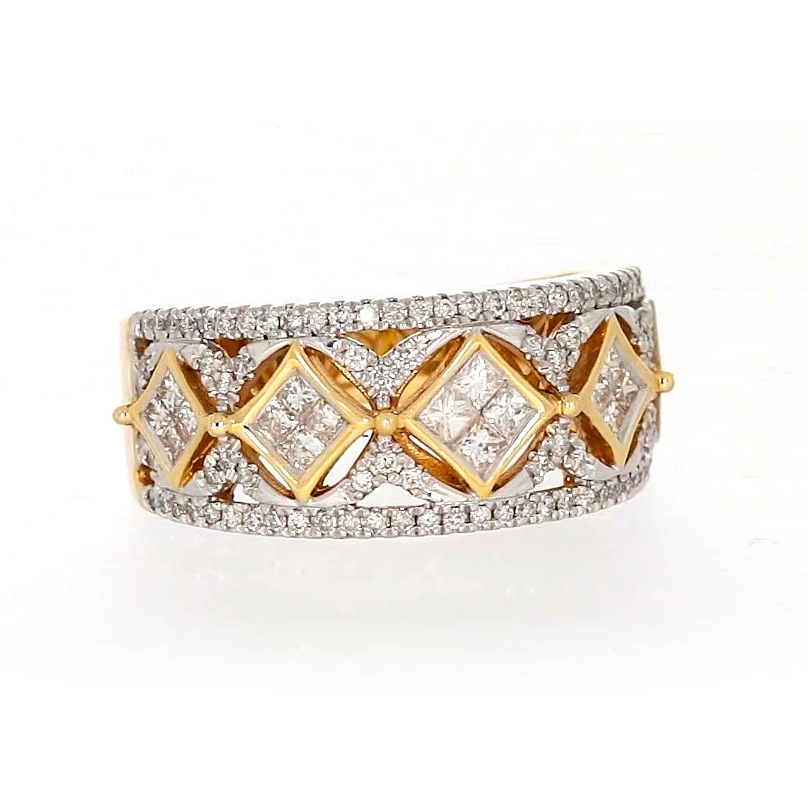 New York 14ct Yellow Gold Princess and Round Brilliant Cut 3/4 CARAT tw of Diamonds Ring