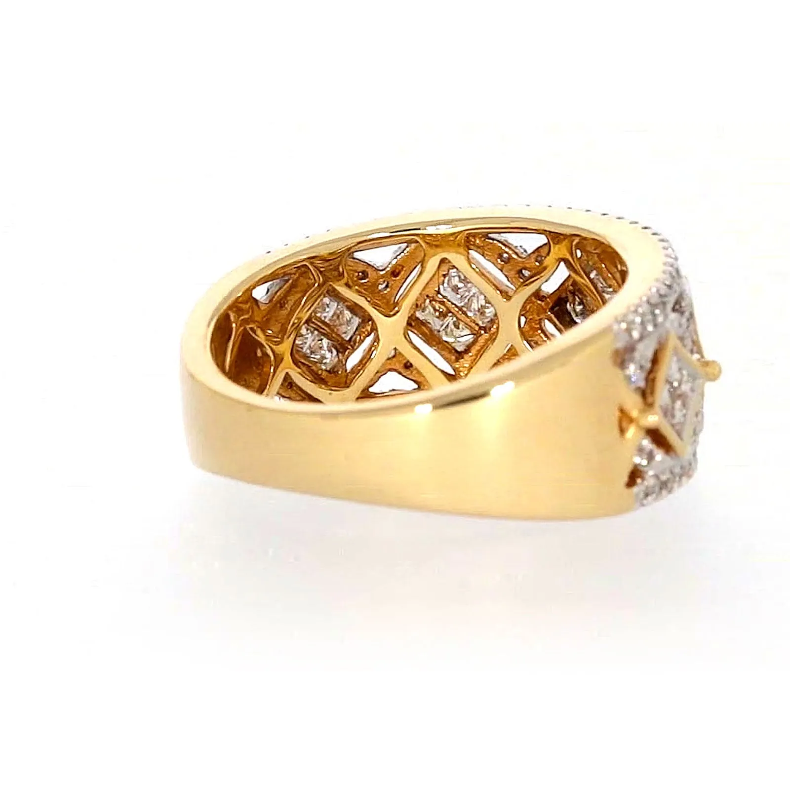 New York 14ct Yellow Gold Princess and Round Brilliant Cut 3/4 CARAT tw of Diamonds Ring