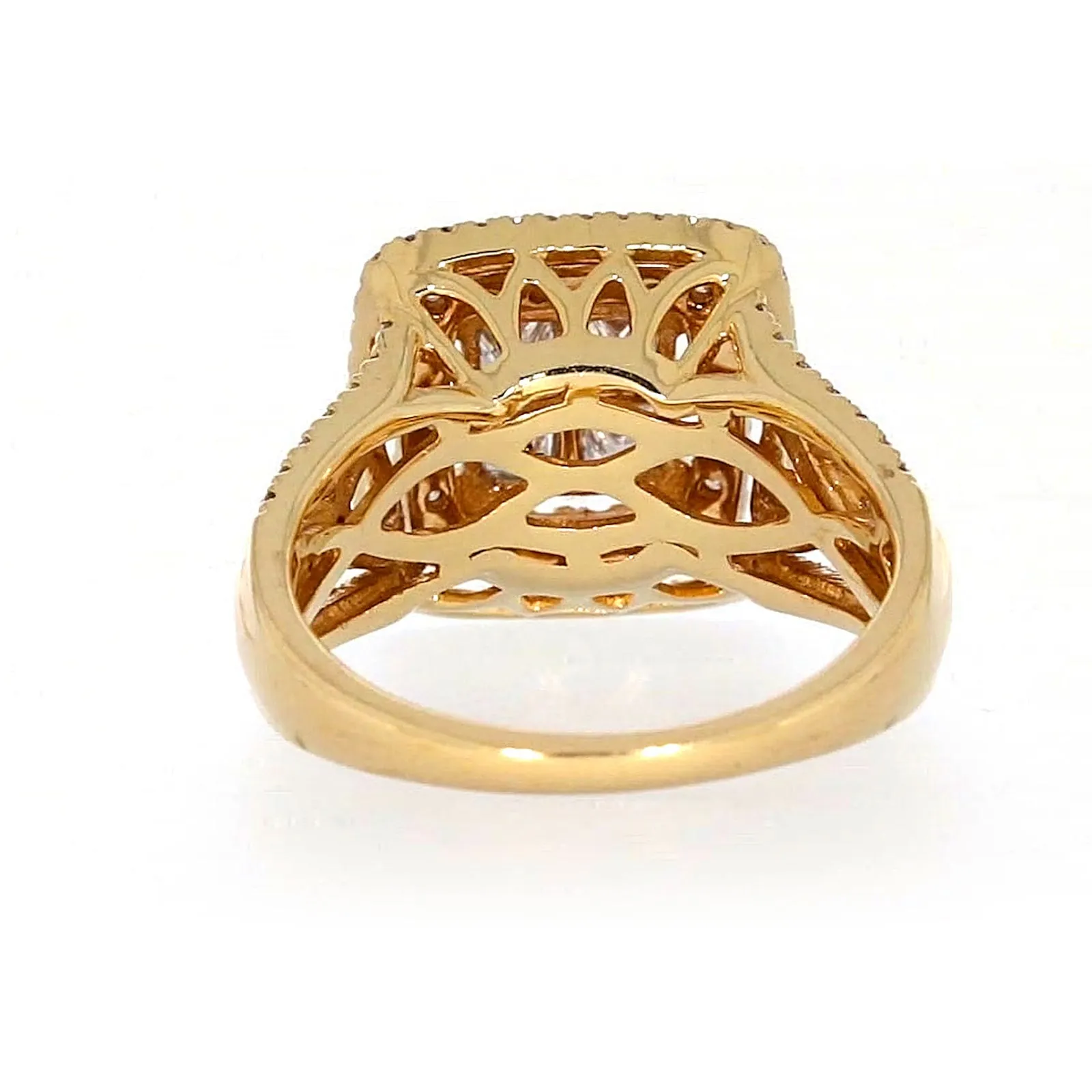 New York 14ct Yellow Gold Princess Cut with 1 1/2 CARAT tw of Diamonds Ring