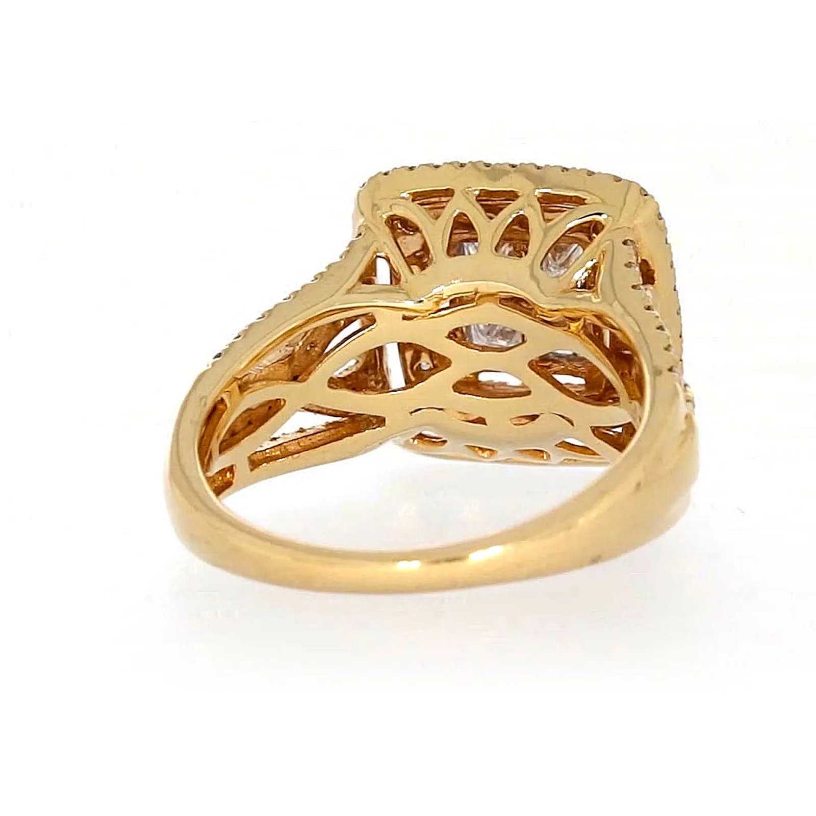 New York 14ct Yellow Gold Princess Cut with 1 1/2 CARAT tw of Diamonds Ring