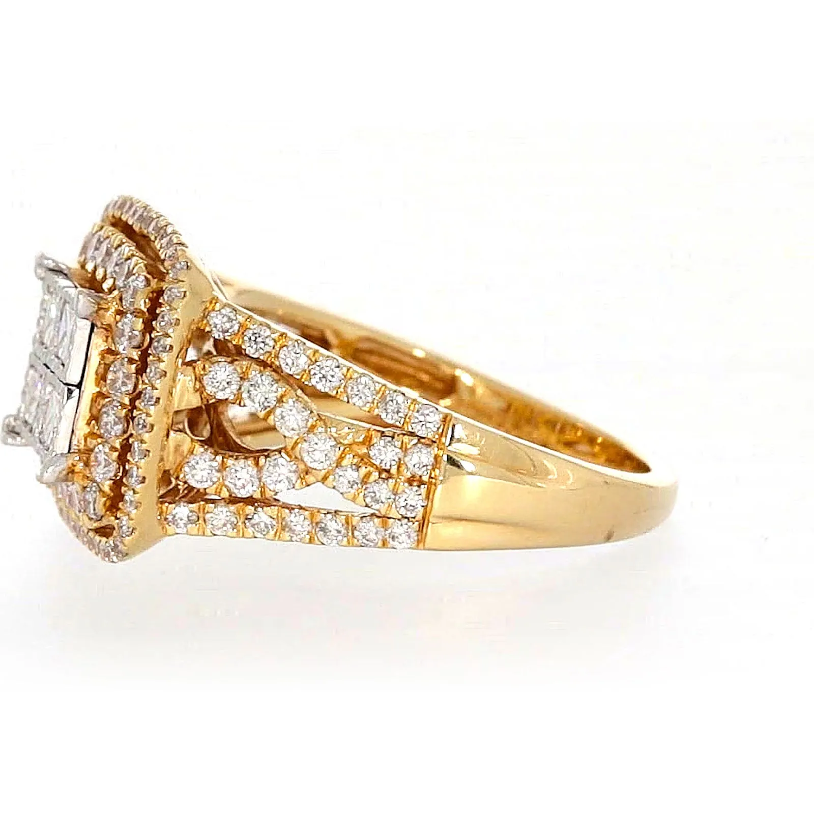 New York 14ct Yellow Gold Princess Cut with 1 1/2 CARAT tw of Diamonds Ring