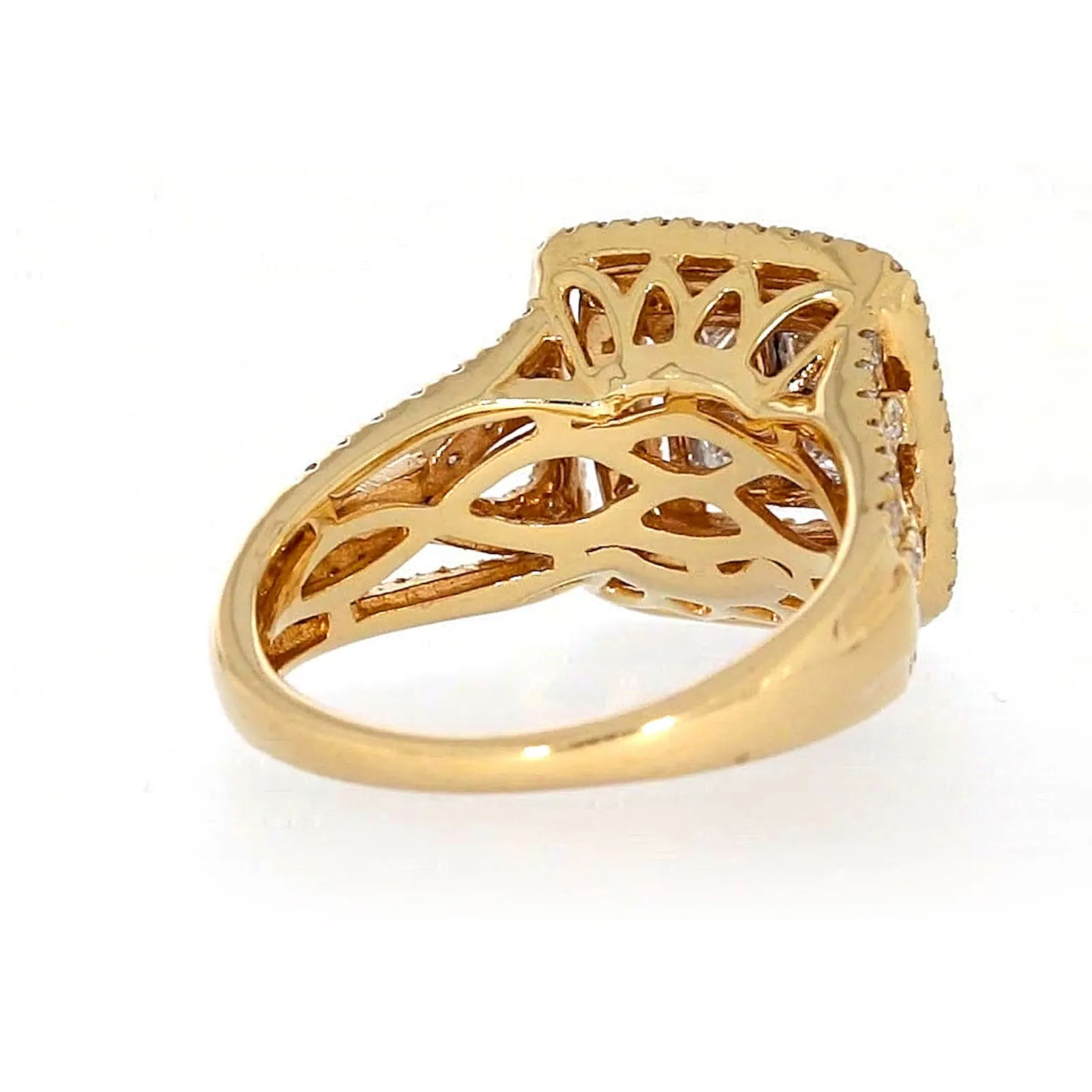 New York 14ct Yellow Gold Princess Cut with 1 1/2 CARAT tw of Diamonds Ring