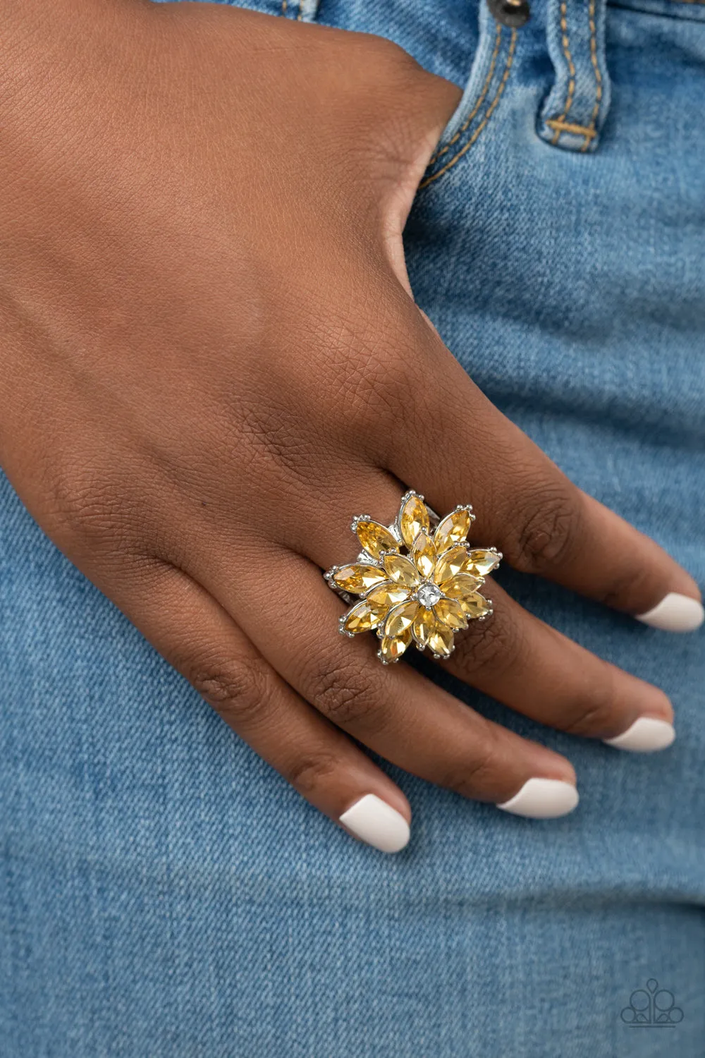 Paparazzi Am I GLEAMing? Ring Yellow