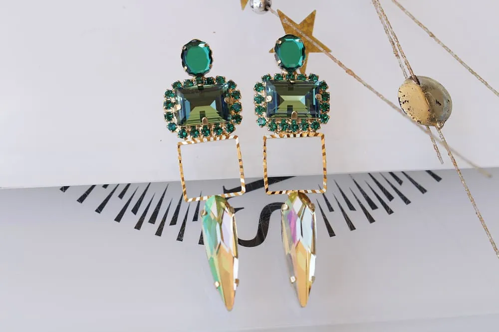 PERIDOT EMERALD EARRINGS