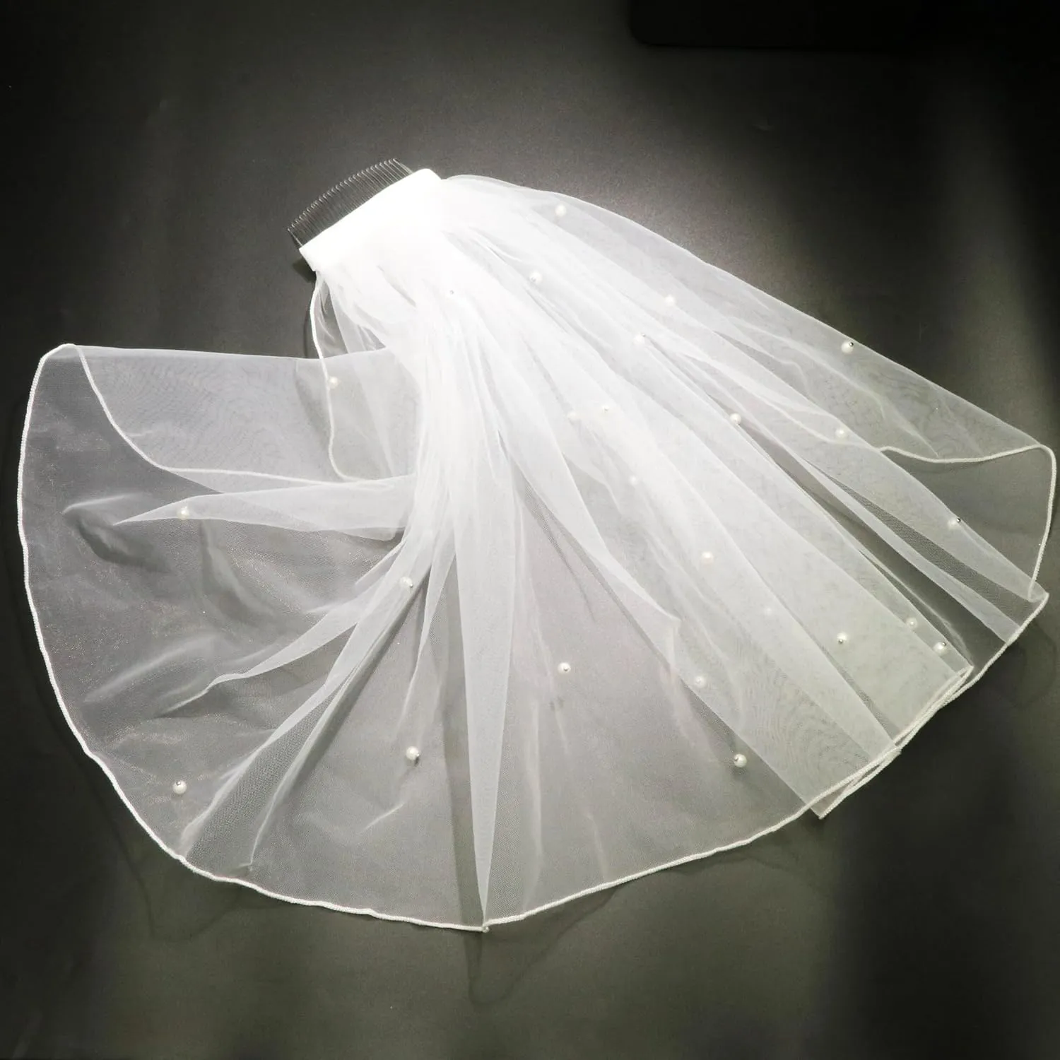White Short Wedding Veil Pearl Rhinestone Bride Veils Bridal Veils Bachelorette Party Veil for Brides and Women